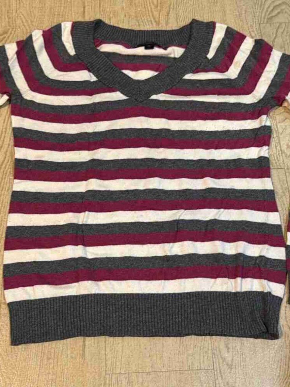 Women’s V Neck Striped Pullover Sweater - Picture 1 of 2